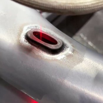 Pengelasan aksesoris sepeda