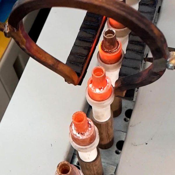 Brazage du distributeur de chaîne